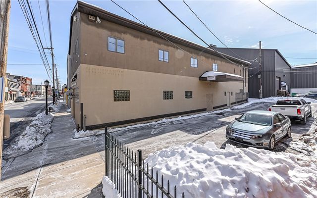 817 Main St, Sharpsburg, PA 15215