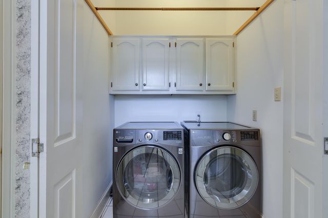 8813 THREE CHIMNEYS DR E, Germantown, TN 38138