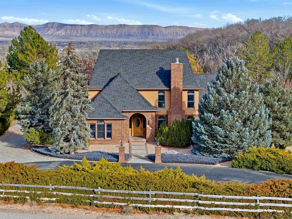 704 Canyon Creek Drive, Grand Junction, CO 81507