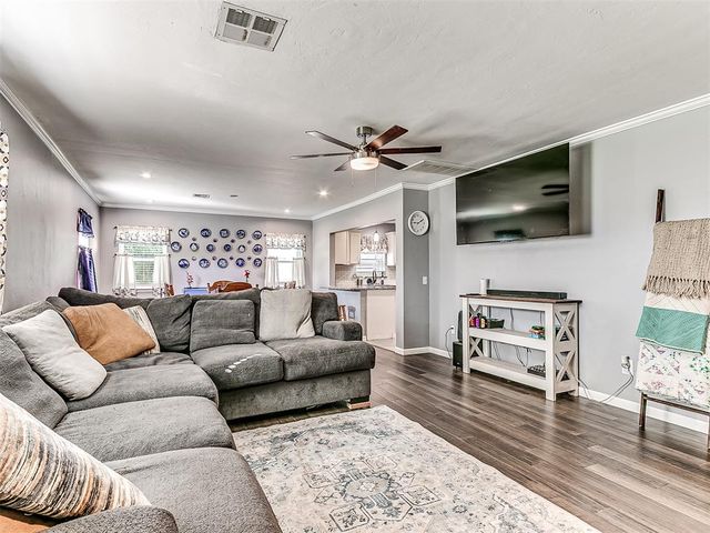 3605 Oakwood Drive, Choctaw, OK 73020