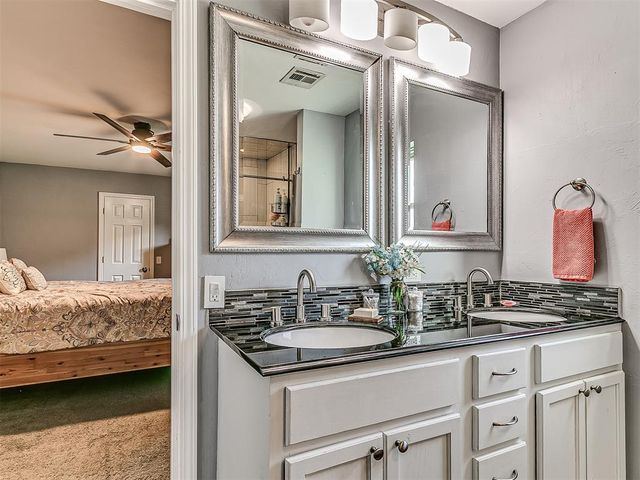 3605 Oakwood Drive, Choctaw, OK 73020
