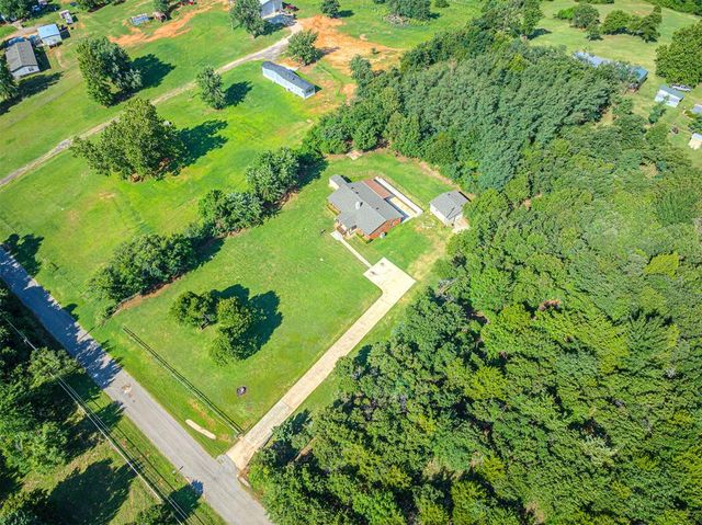 3605 Oakwood Drive, Choctaw, OK 73020