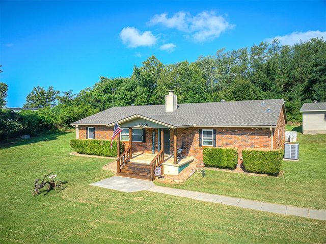 3605 Oakwood Drive, Choctaw, OK 73020