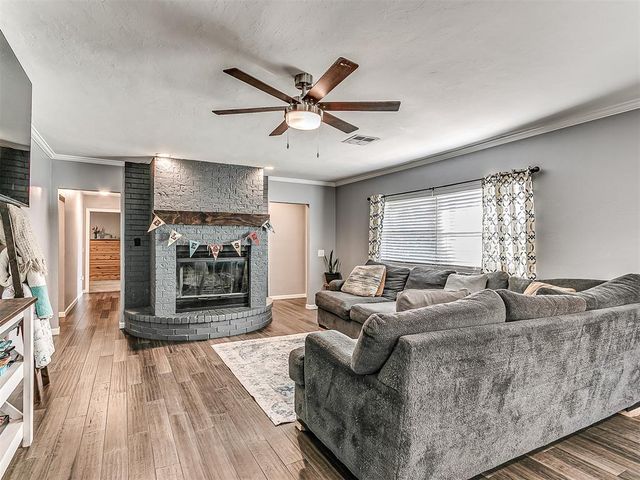 3605 Oakwood Drive, Choctaw, OK 73020