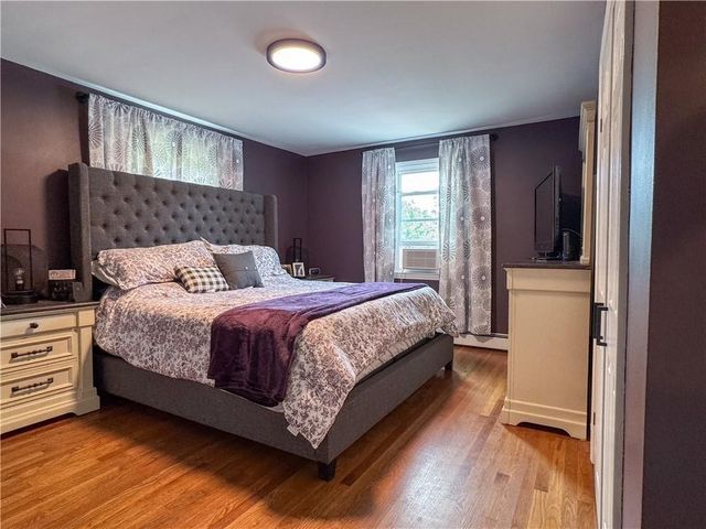 442 Eastview Ave, Somerset, MA 02726