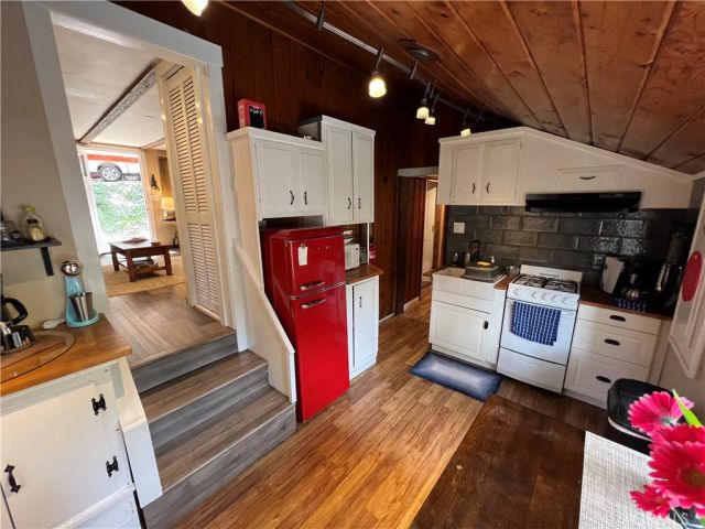 763 Woodland, Crestline, CA 92325