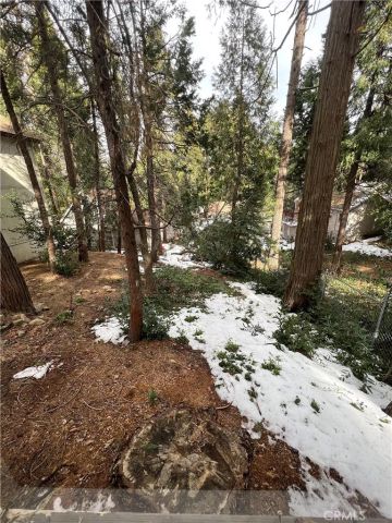 763 Woodland, Crestline, CA 92325