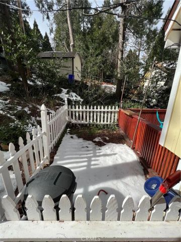 763 Woodland, Crestline, CA 92325