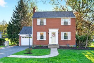 2808 Herron Ln, Shaler, PA 15116