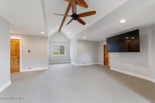 2380 Dufort Rd, Sagle, ID 83860