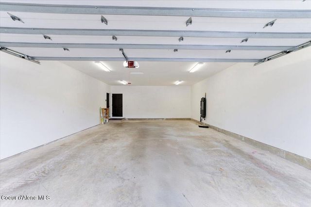 2380 Dufort Rd, Sagle, ID 83860