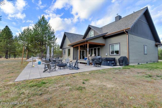 2380 Dufort Rd, Sagle, ID 83860