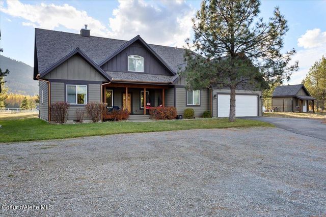 2380 Dufort Rd, Sagle, ID 83860