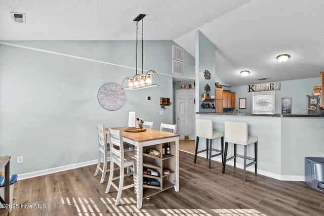 101 Broadwater Drive, Jacksonville, NC 28540