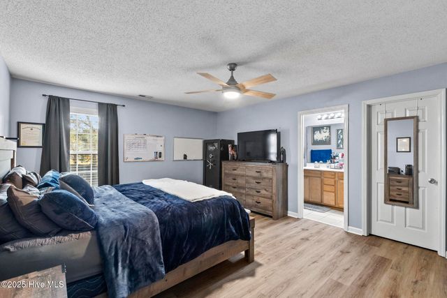 101 Broadwater Drive, Jacksonville, NC 28540