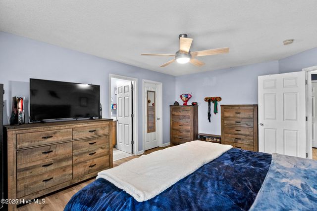 101 Broadwater Drive, Jacksonville, NC 28540