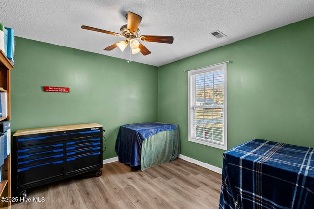 101 Broadwater Drive, Jacksonville, NC 28540