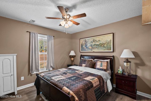 101 Broadwater Drive, Jacksonville, NC 28540