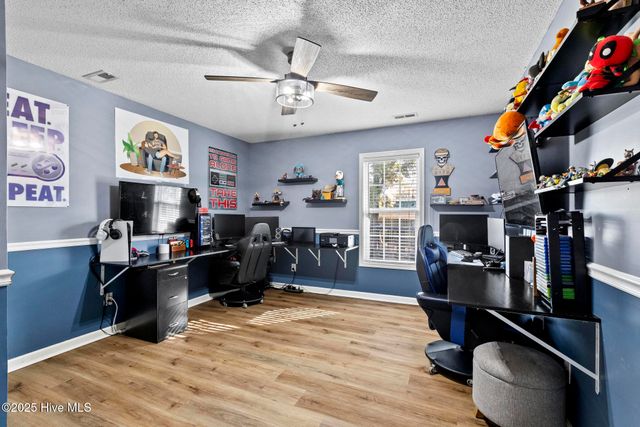 101 Broadwater Drive, Jacksonville, NC 28540