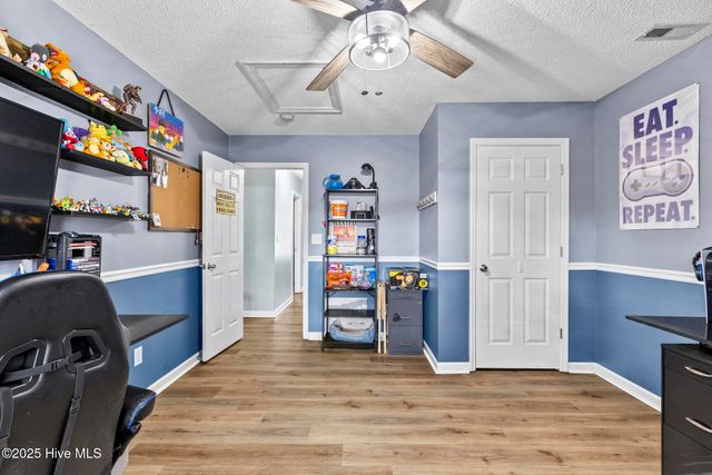 101 Broadwater Drive, Jacksonville, NC 28540