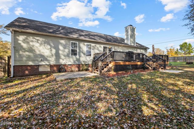 101 Broadwater Drive, Jacksonville, NC 28540