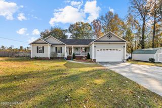 101 Broadwater Drive, Jacksonville, NC 28540