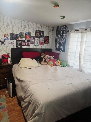 8311 N 18TH STREET, Tampa, FL 33604