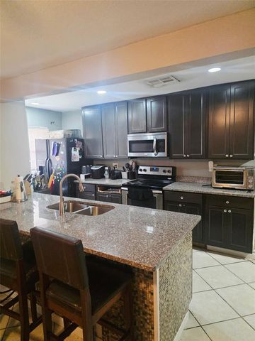 8311 N 18TH STREET, Tampa, FL 33604