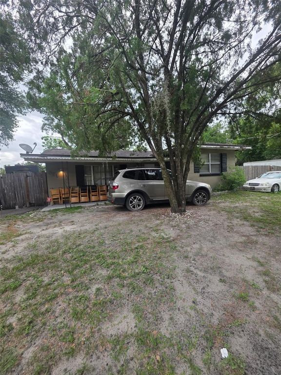 8311 N 18TH STREET, Tampa, FL 33604