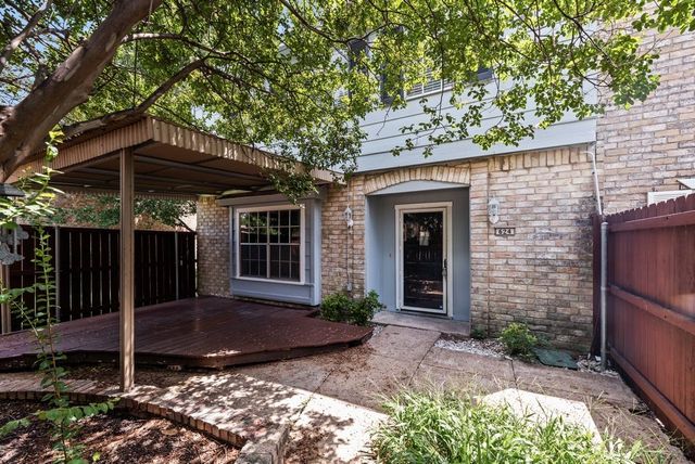 624 Trailwood Court, Garland, TX 75039