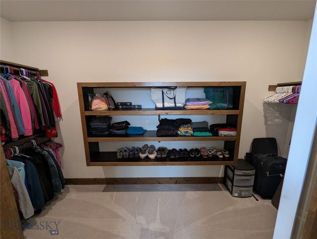 456 Northwest Passage Lane, Manhattan, MT 59741