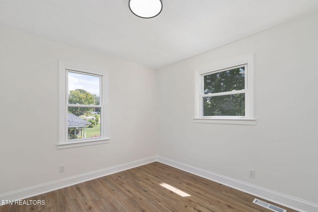 2035 Reese St, Morristown, TN 37814