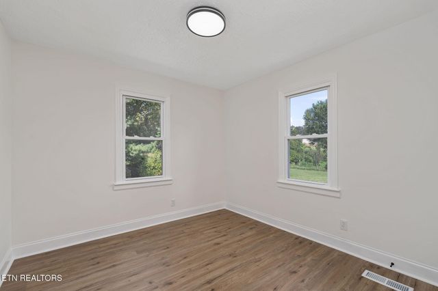 2035 Reese St, Morristown, TN 37814