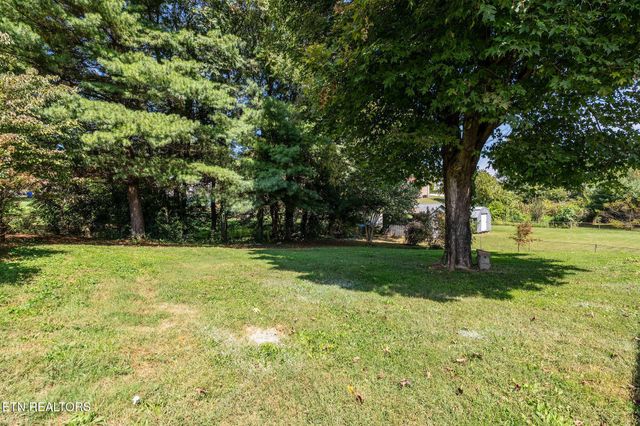 2035 Reese St, Morristown, TN 37814