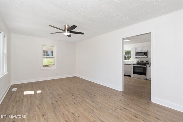 2035 Reese St, Morristown, TN 37814