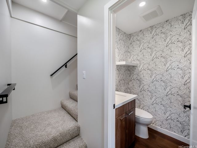 98-1456 Koaheahe Street 72, Pearl City, HI 96782
