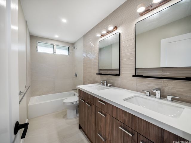 98-1456 Koaheahe Street 72, Pearl City, HI 96782