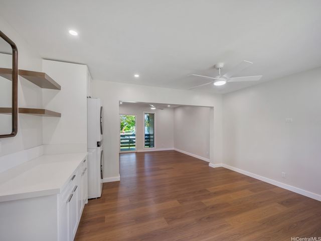 98-1456 Koaheahe Street 72, Pearl City, HI 96782