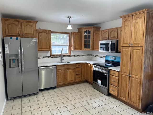 279 Beaver Drive, Mastic Beach, NY 11951