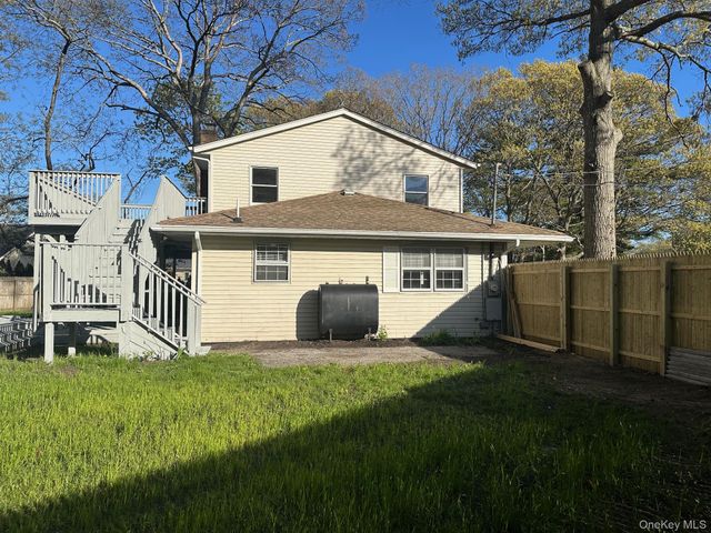 279 Beaver Drive, Mastic Beach, NY 11951