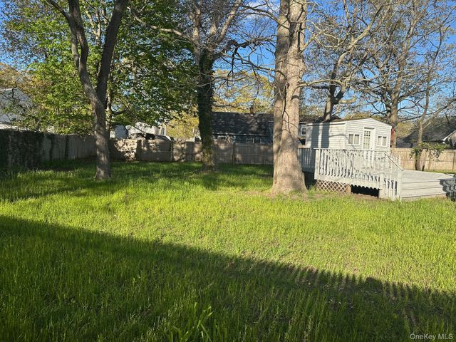 279 Beaver Drive, Mastic Beach, NY 11951