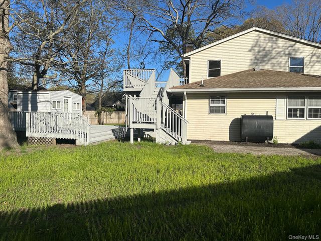 279 Beaver Drive, Mastic Beach, NY 11951