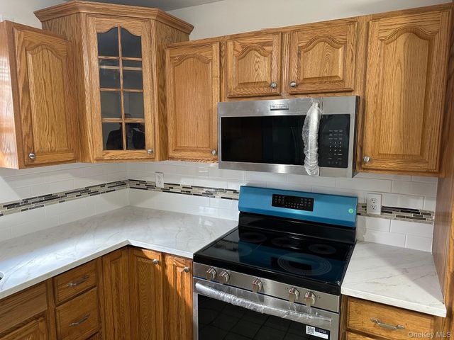 279 Beaver Drive, Mastic Beach, NY 11951