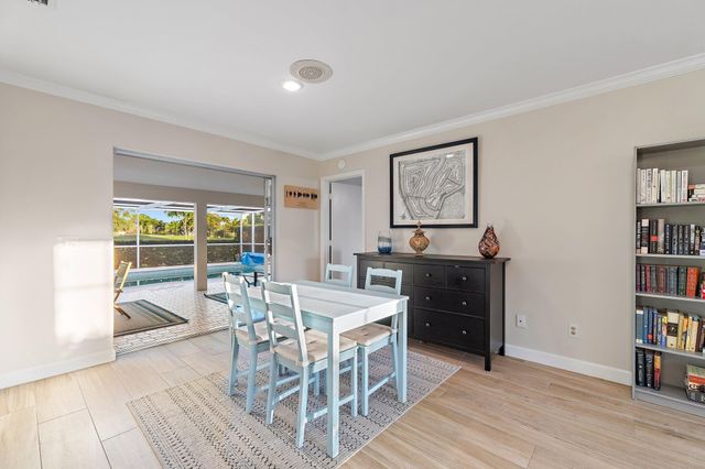 3881 SE Fairway W, Stuart, FL 34997