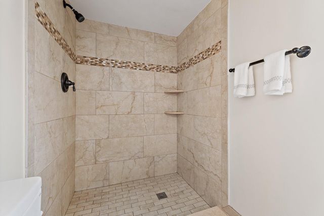 3881 SE Fairway W, Stuart, FL 34997