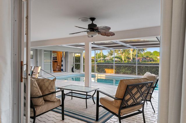 3881 SE Fairway W, Stuart, FL 34997