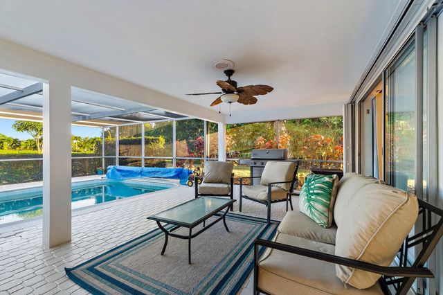 3881 SE Fairway W, Stuart, FL 34997