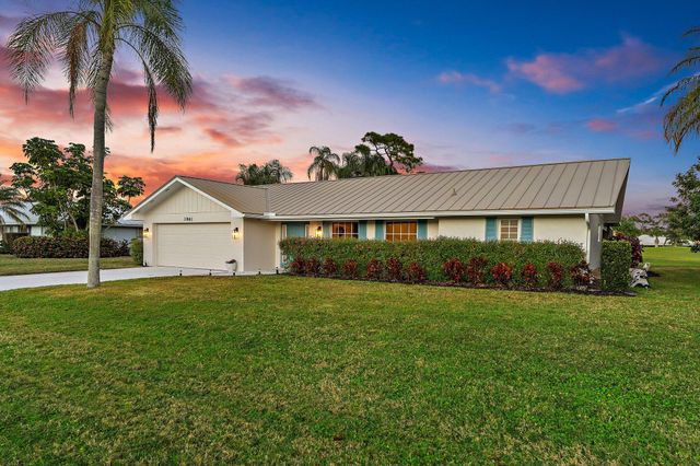 3881 SE Fairway W, Stuart, FL 34997