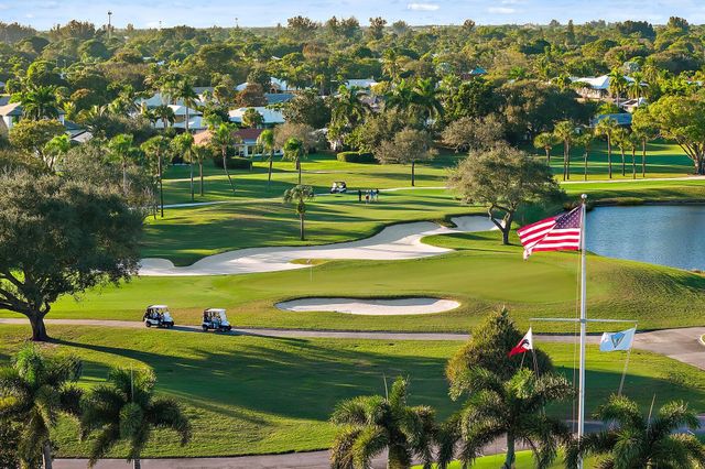 3881 SE Fairway W, Stuart, FL 34997