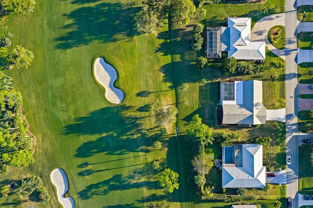 3881 SE Fairway W, Stuart, FL 34997